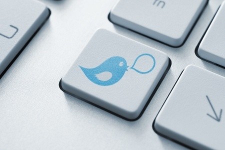 Вы можете публиковать торговые сигналы MQL5 в ленте вашего аккаунта в Твиттере!