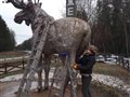 Скульптор Мария Соловатова показала устанавливаемое памятнику лосю в Ижевске «достоинство»