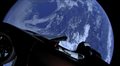 Автомобиль с пассажиром на орбите Земли: видео