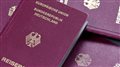Einbürgerung: Darum werden immer mehr Briten Deutsche - WELT