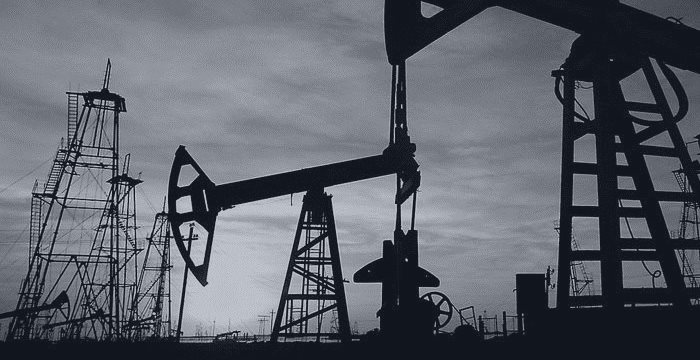 Нефть WTI торгуется у двухмесячного минимума, цена на Brent снижается