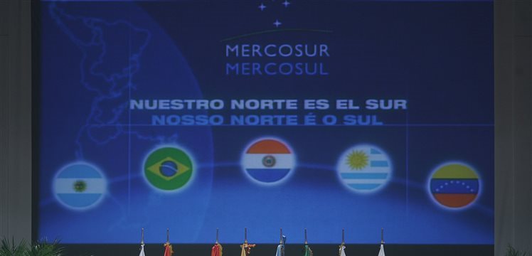 Argentina troca Mercosul por asiáticos