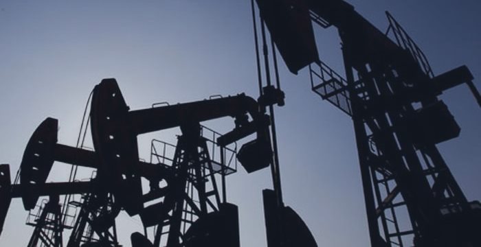 Нефть Brent упала до $79,56 за баррель