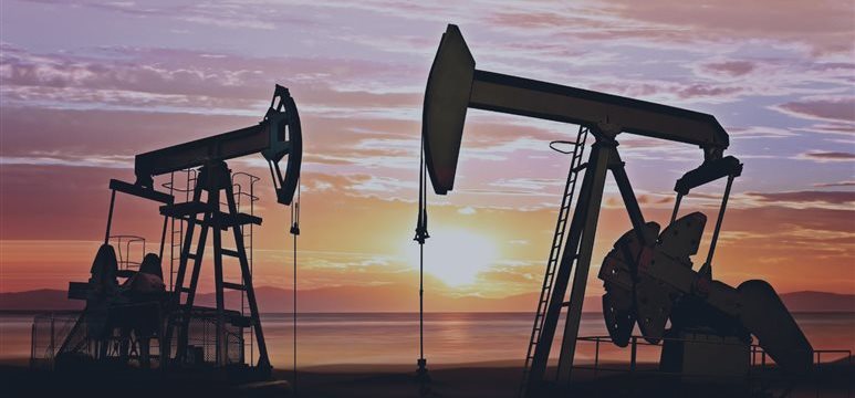 Нефть Brent упала ниже $77 за баррель