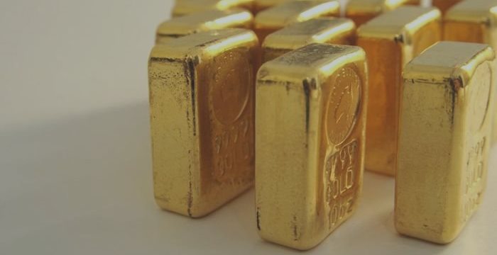 Фьючерсы на золото выросли на азиатской бирже