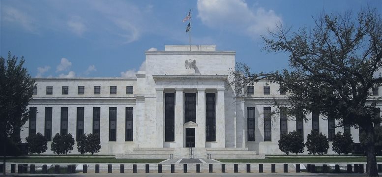 ФРС готова еще "потерпеть" с повышением ставок