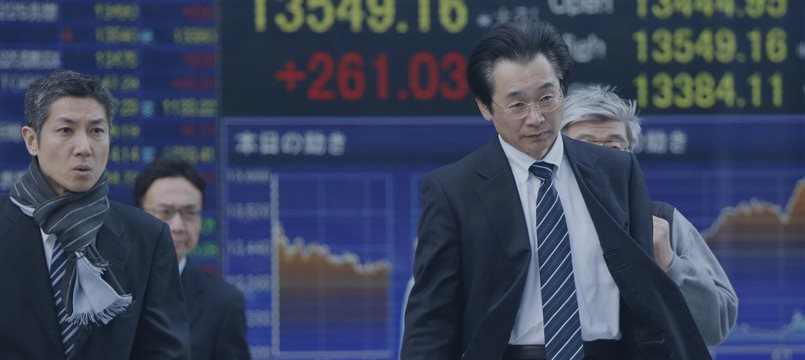 Asian session: Hang Seng finishes flat, Nikkei closes higher boosted by Wall Street