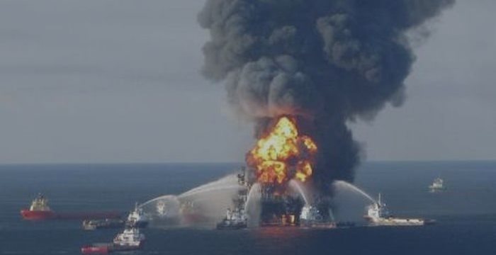 Компания ВР заплатит еще $18 млрд за разлив нефти