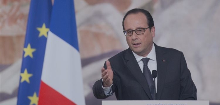 Hollande asegura que Francia sufre una crisis de identidad "desde hace tiempo" y "es grave"