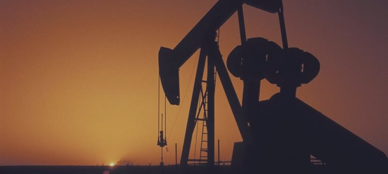 Нефть в среду дорожает после ночного падения