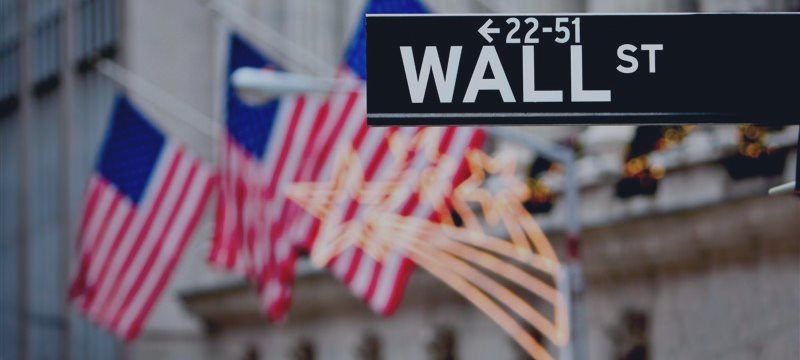 US stocks decline on Greece and approaching New York blizzard