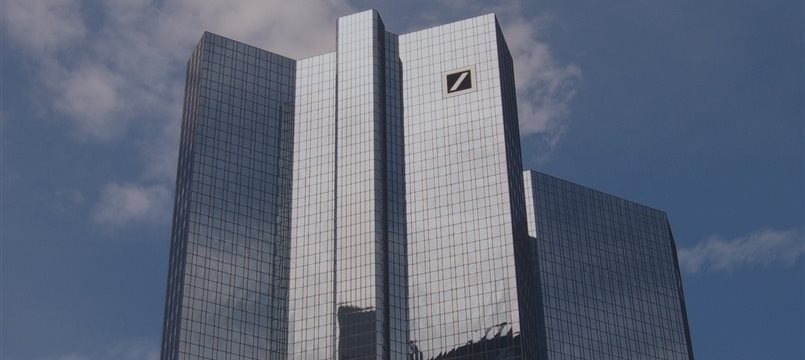 Deutsche Bank registers surprise Q4 profit