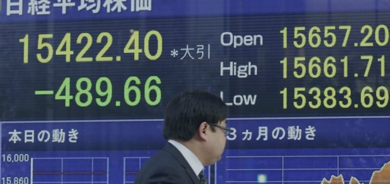 Asian stocks plunge on China jitters