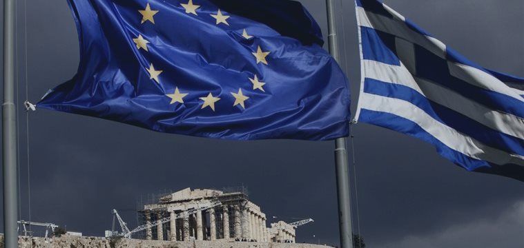 Tsipras puts Greece on collision course with Europe