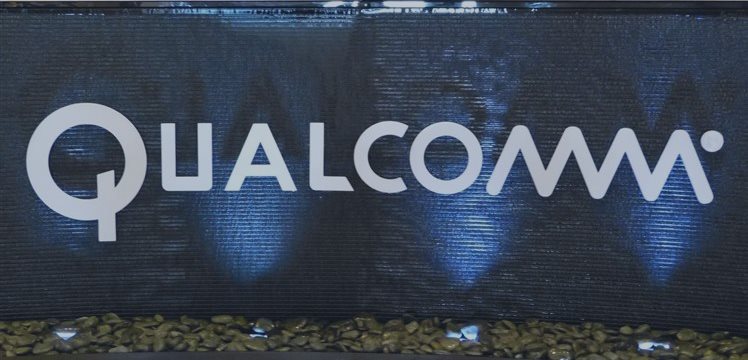 US chipmaker Qualcomm to pay nearly $1bn to Chinese regulators in anti-trust probe