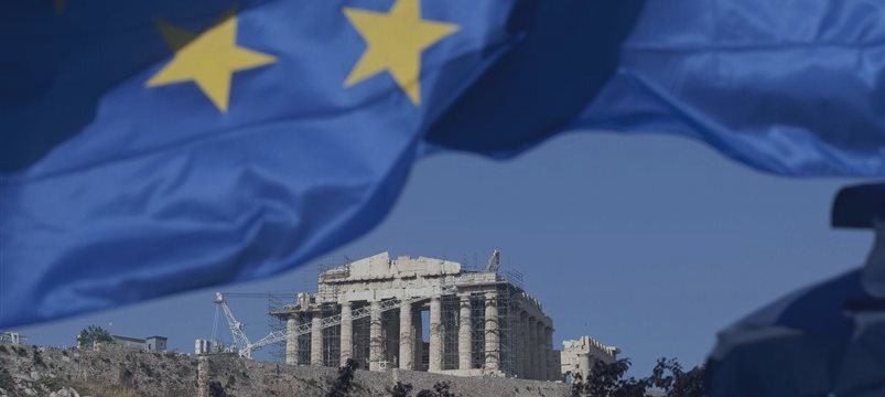 Weekly digest Feb 16-20: Greece vs Eurozone, Fed's participation in currency wars, French negative inflation, Samsung's mobile payments
