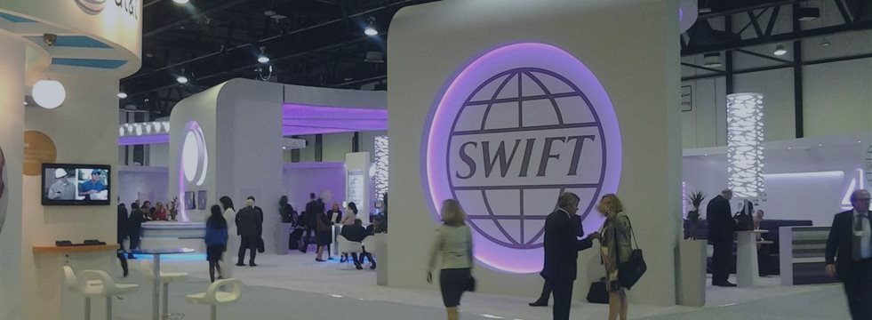 Теперь можно не бояться отключения: Россия войдет в совет директоров SWIFT