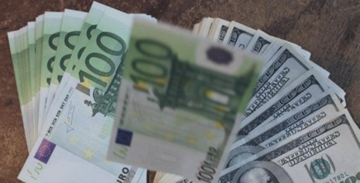 Los 1,10 del EUR/USD aguantan de nuevo