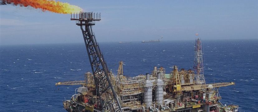 Petrobras revela 2 descobertas de indícios de óleo no ES