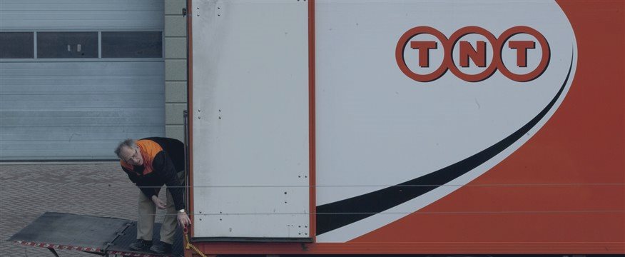 Fedex compra empresa de mensajería holandesa TNT por 4.400 millones de euros