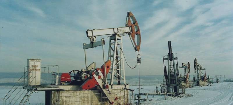 Россия предлагает Китаю долю своих сибирских нефтяных месторождений