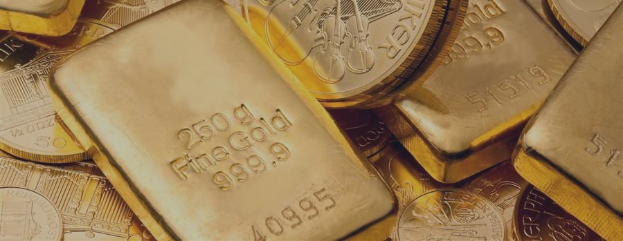 Gold trims losses, as US data disappoints; Greenback dips vs loonie
