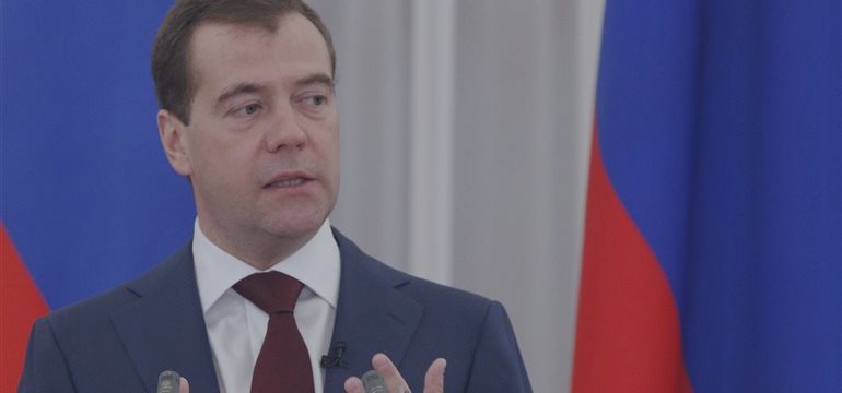 俄总理承认遭遇经济问题 因制裁承受巨大压力