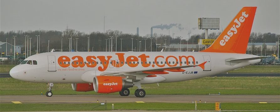 EasyJet benefits from Air France pilots strike