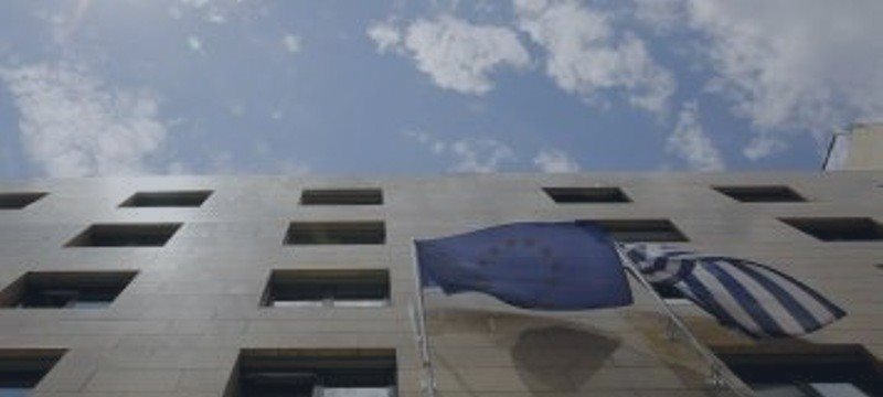 ECB holds Athens lifeline unchanged as Bundesbank protests