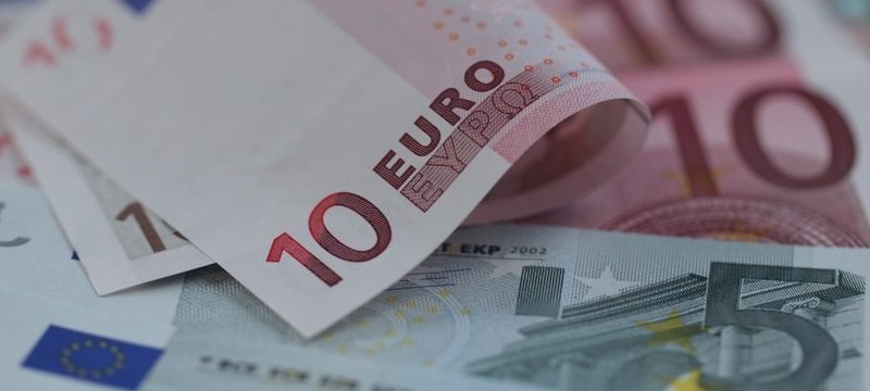 Breaking: Greece requests third bailout; Euro slightly rebounds