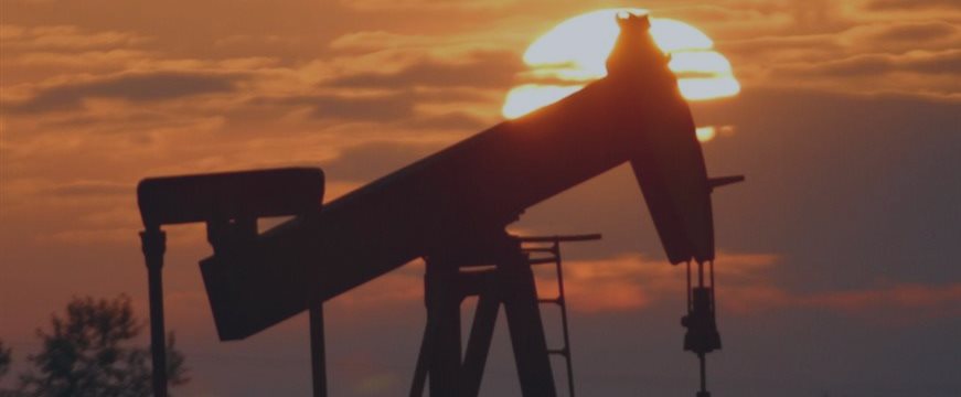 МЭА: мировой спрос на нефть замедлится в 2016 году