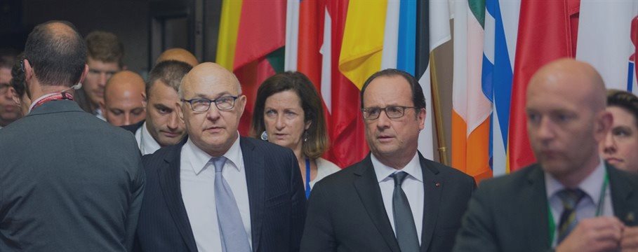 France’s Hollande Proposes Creation of Euro-Zone Government