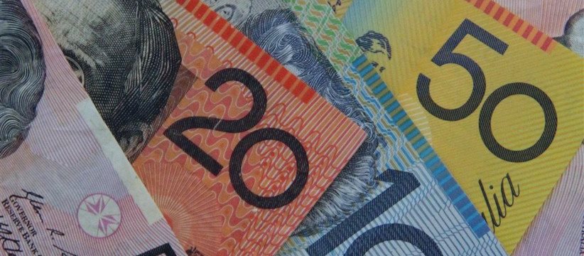 Kiwi drops after Fed statement; Aussie higher despite downbeat Australian data