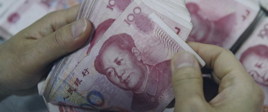 China devalued the yuan after IMF delayed a decision about reserve currency