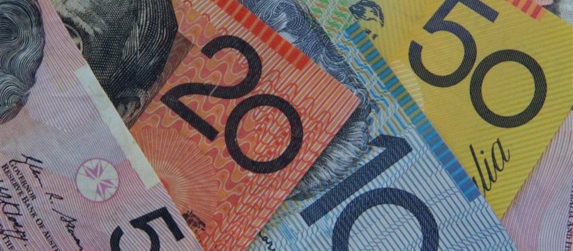Aussie, kiwi lower despite dollar weakness; Decline in equities weighs
