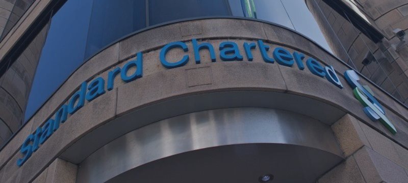 Standard Chartered Said to Plan Cutting 250 Managing Directors