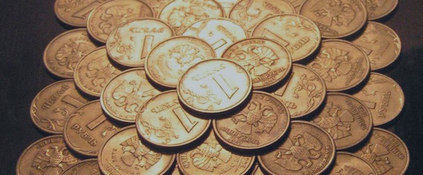 Глава Минфина рассказал о причинах колебания курса рубля