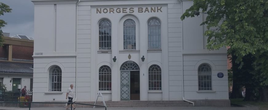 Банк Норвегии снизил ставку до рекордного уровня, чтобы спасти экономику от падающей нефти
