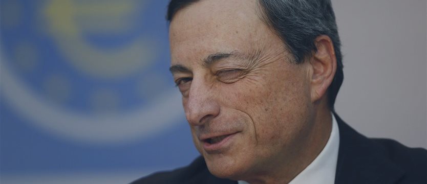 Euro extends losses as Draghi's tone more dovish than markets expected