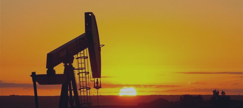 Запасы нефти в США выросли сильнее, чем ожидалось. Котировки пошли вниз