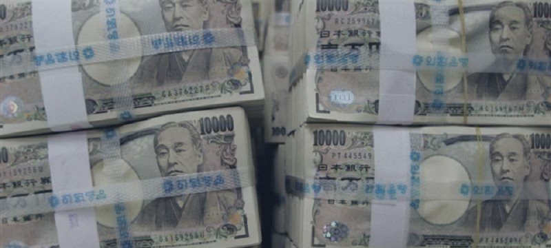 Yen Expects Stimulation, Commodity Currencies Sag