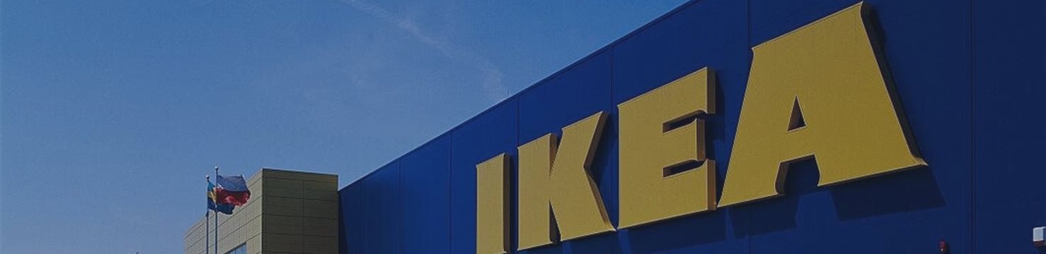 Суд снял арест с российских счетов IKEA