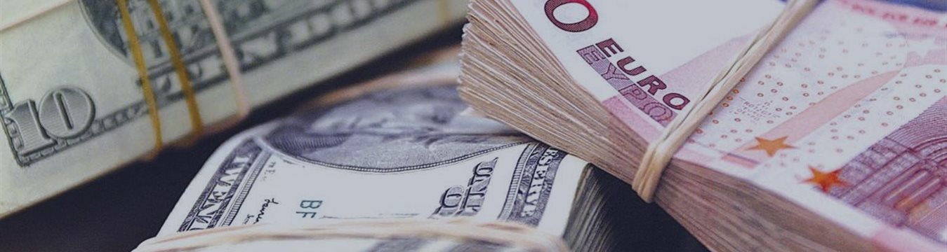 Доллар превысил 62 руб./$, евро — 77 руб./€