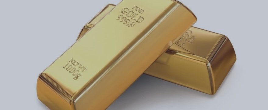 Sell XAUUSD at 3647.32. Stop loss at 3674.50.