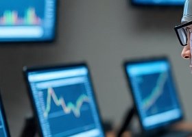 AI as a Trading Co-Pilot: Integrating Smart Money Concepts into an Interactive Dashboard
