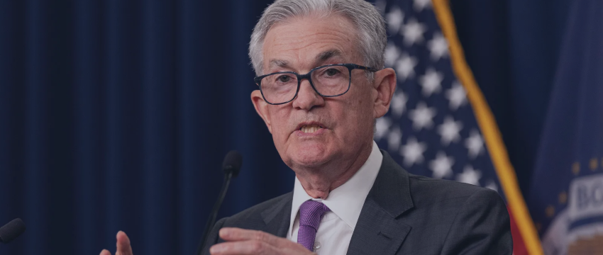 📊 Dollar Rally Pauses Ahead of FOMC — Geopolitical Market Enters Wait-and-See Mode